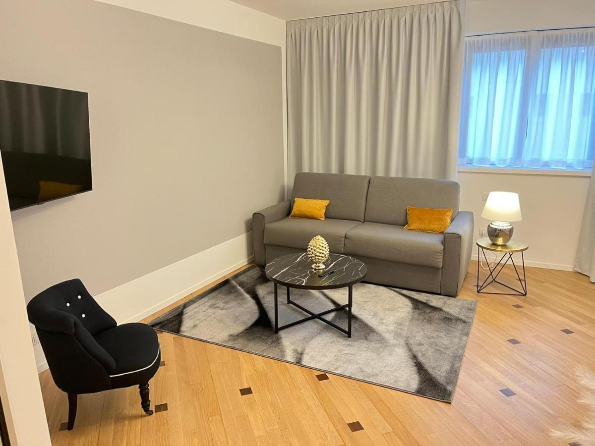 Milan Duomo Suites エクステリア 写真