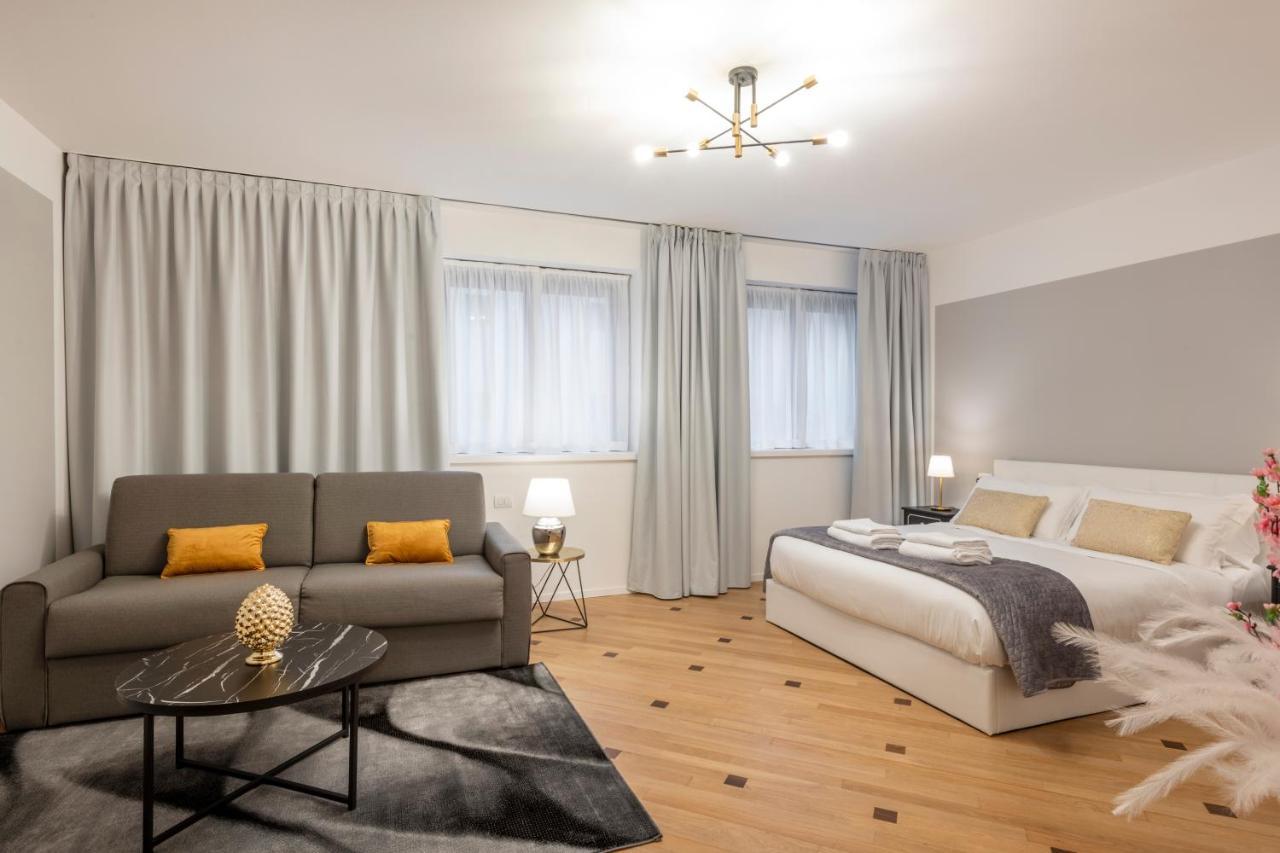 Milan Duomo Suites エクステリア 写真
