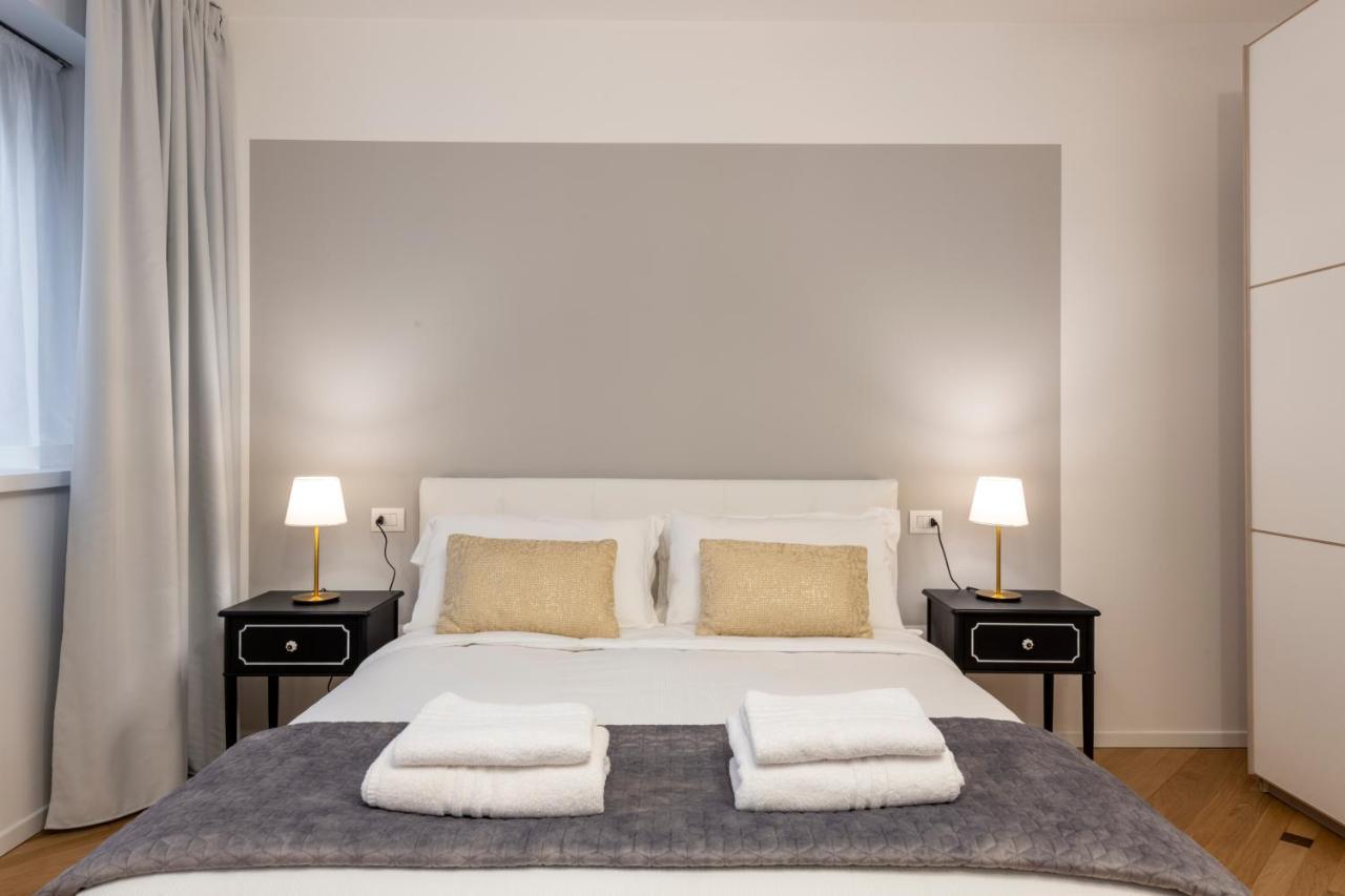 Milan Duomo Suites エクステリア 写真