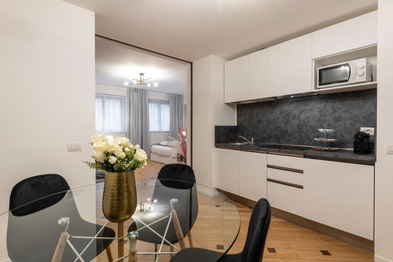 Milan Duomo Suites エクステリア 写真