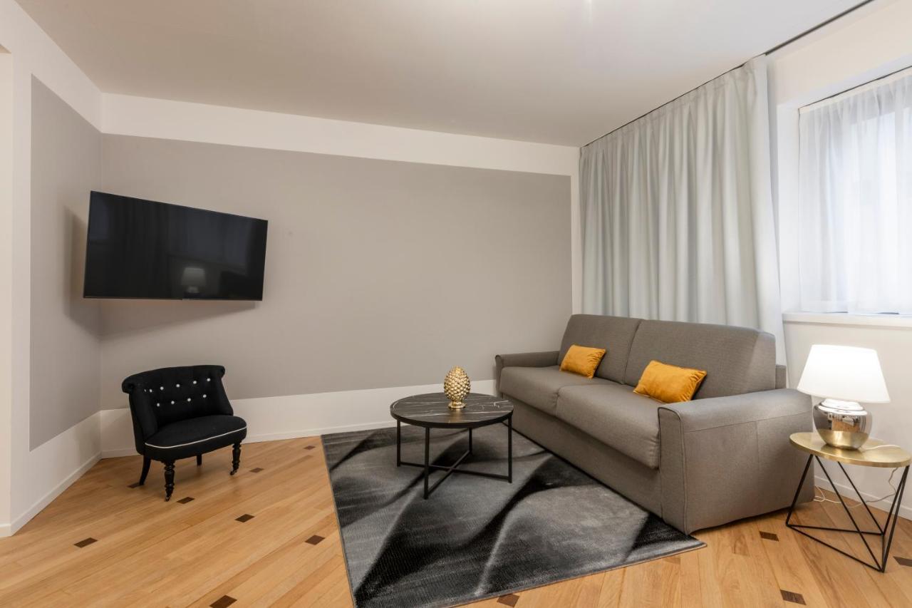 Milan Duomo Suites エクステリア 写真